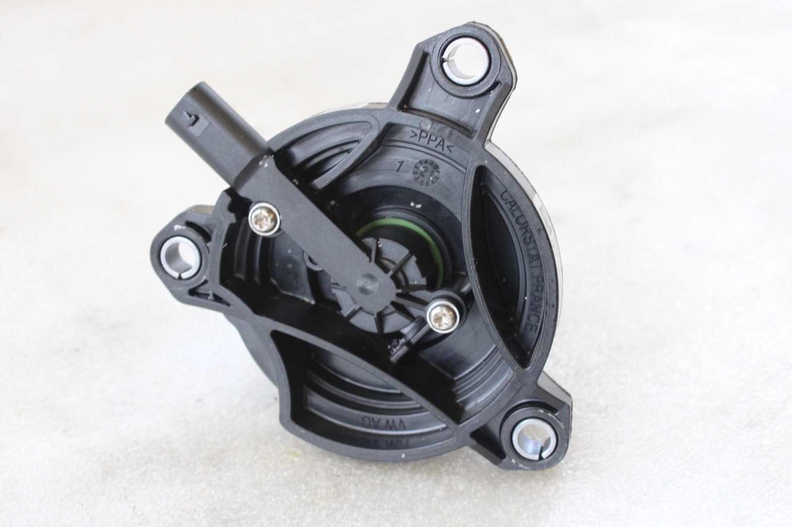 Audi A8 RS6 RS7 RSQ8 S8 SQ7 SQ8 2019-2023 OEM Engine Coolant Thermostat - Image 5