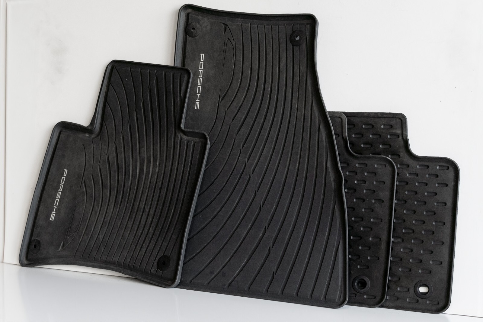 Porsche Cayenne OEM Winter Rubber Floor Mat Set of 4 All season 2010-2015 – Image 2