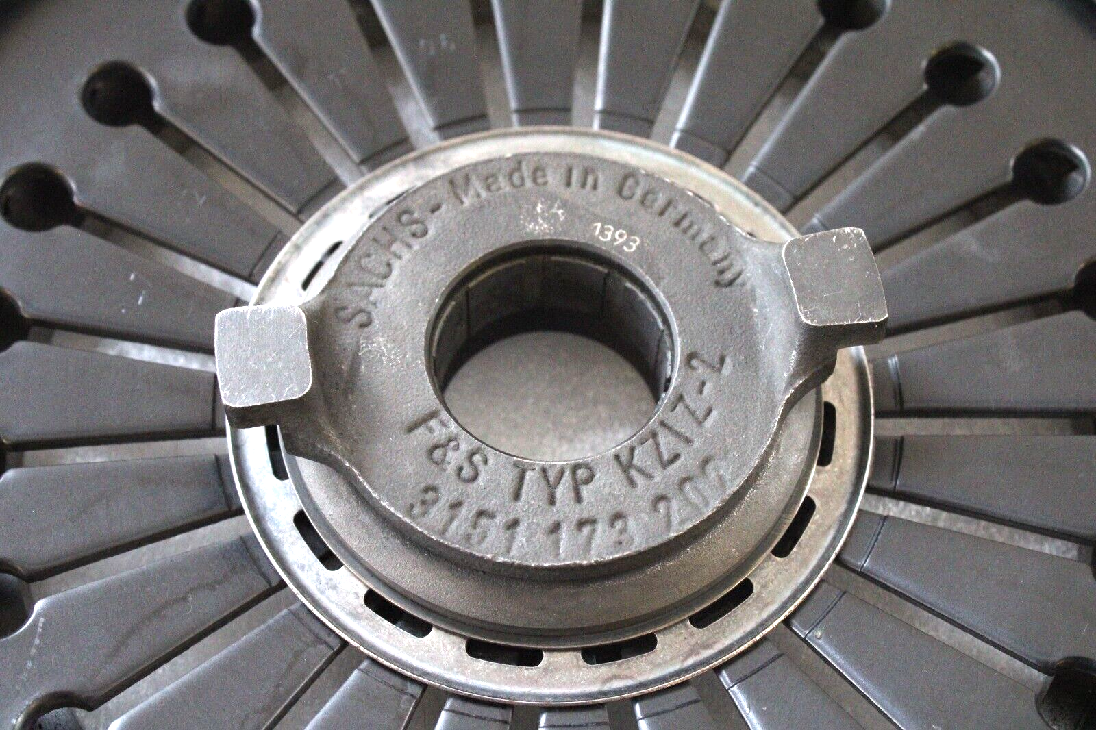 Porsche 911 996 Turbo GT2 2001-2005 SPEC Flywheel Clutch Disc & Pressure Plate - Image 13