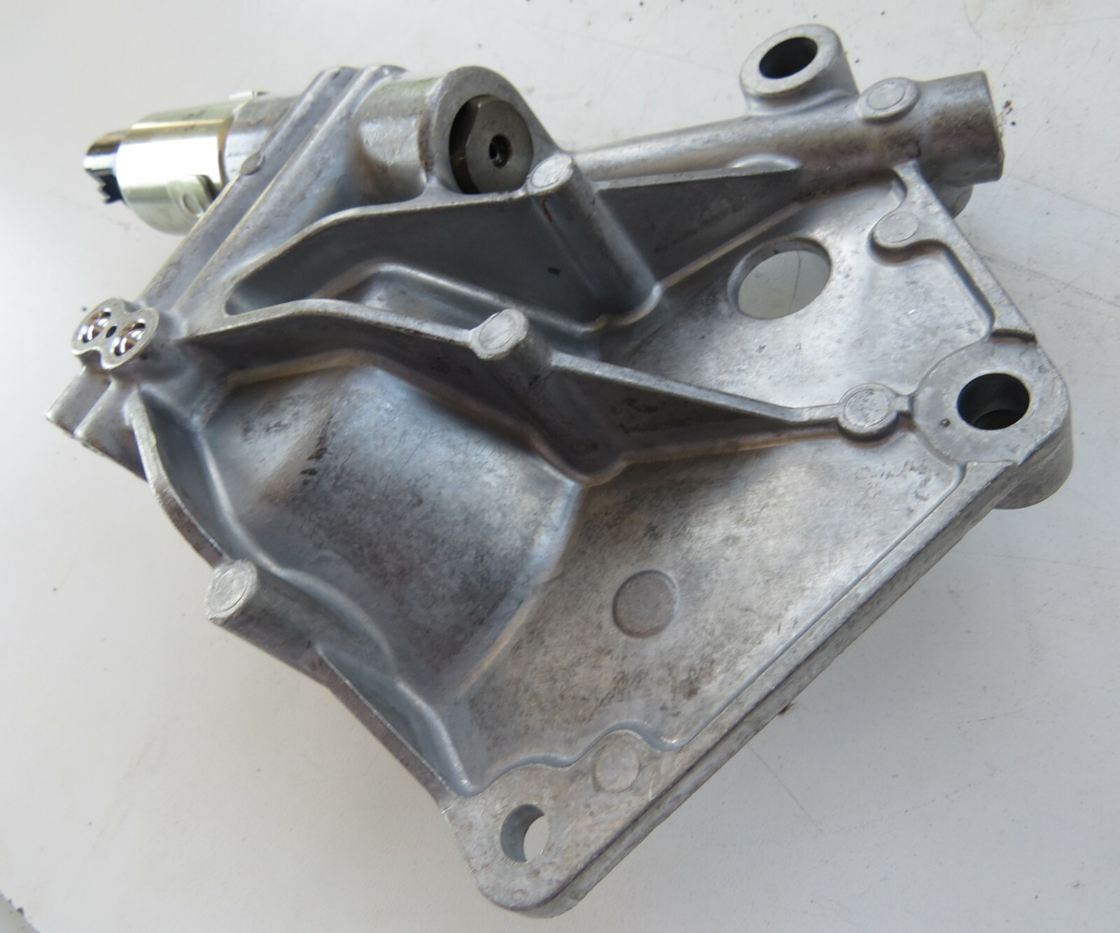 Aston Martin V8 Vantage 2006-2017 OEM NEW Engine Variable Valve Timing Assembly - Image 6