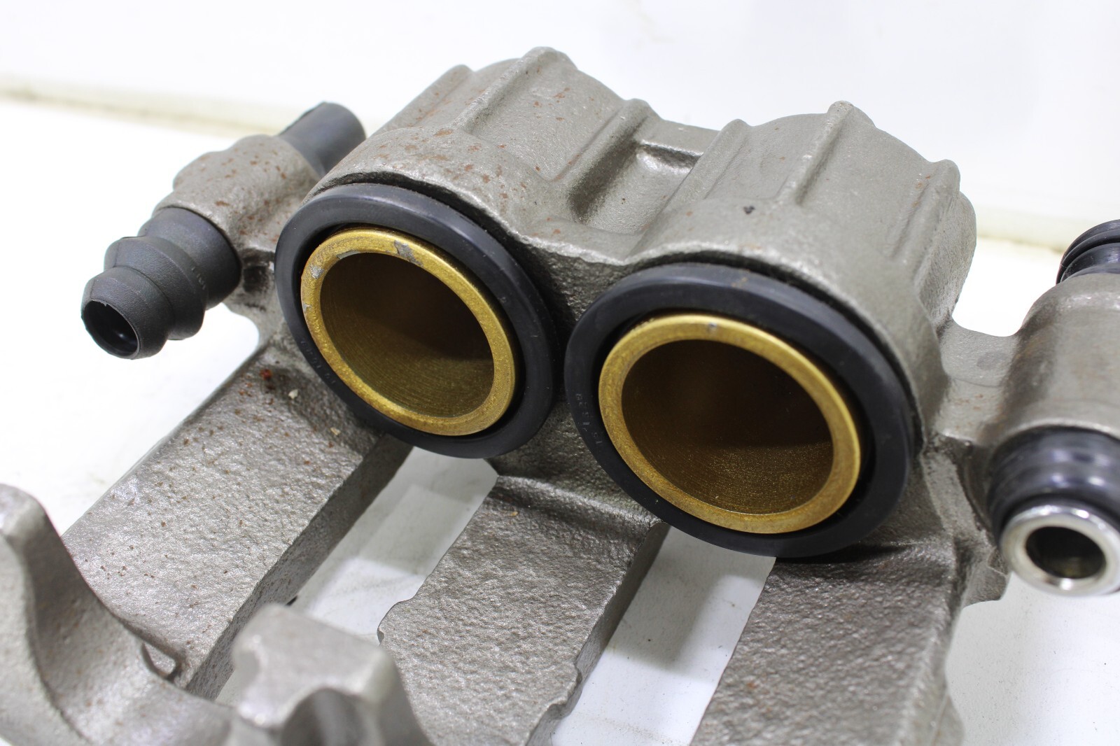 Volvo 740 760 780 1989-1992 OEM Rebuilt Brake Caliper Front Right - Image 7