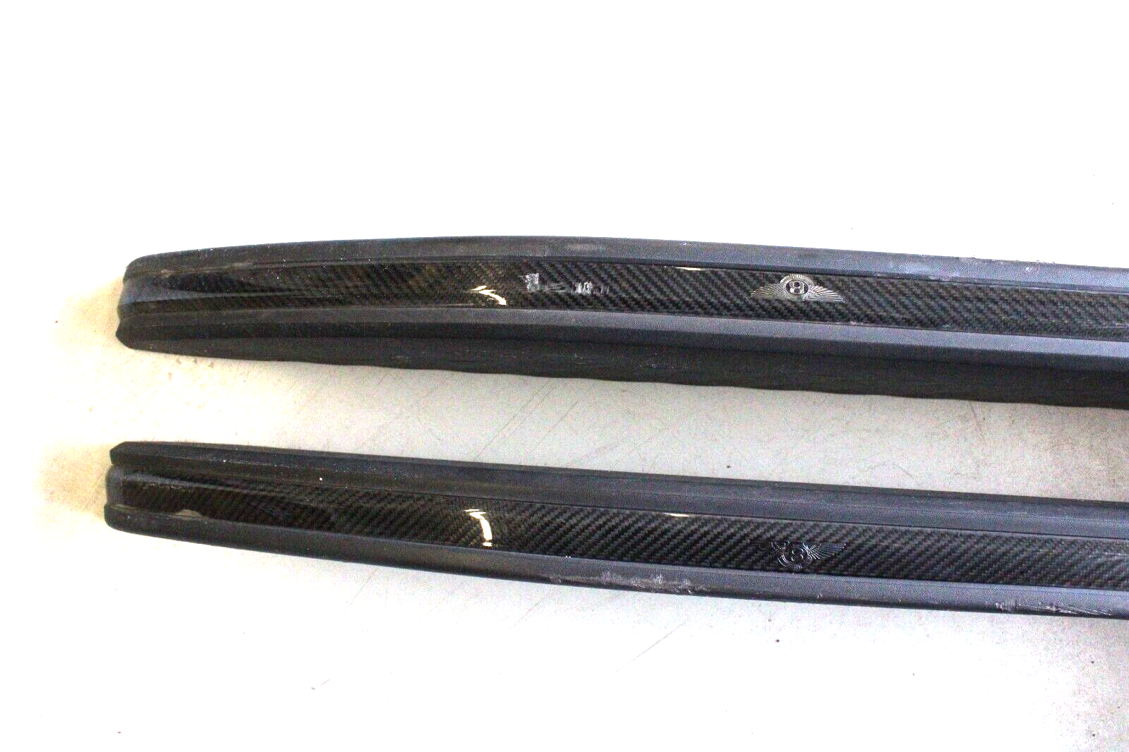 Bentley Bentayga 2017-2020 OEM Running Boards Side Step Set w/Carbon Fiber Trim - Image 3