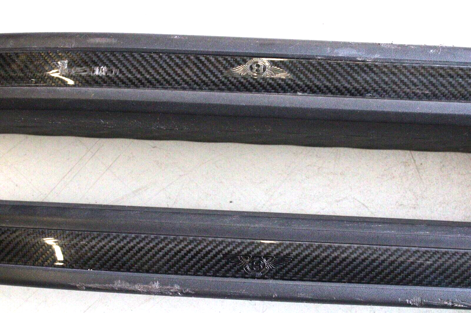 Bentley Bentayga 2017-2020 OEM Running Boards Side Step Set w/Carbon Fiber Trim - Image 7