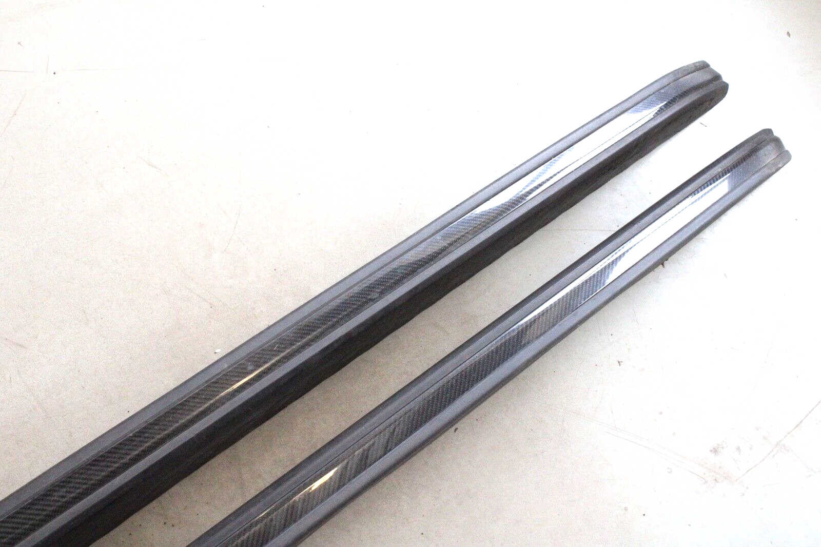 Bentley Bentayga 2017-2020 OEM Running Boards Side Step Set w/Carbon Fiber Trim - Image 10