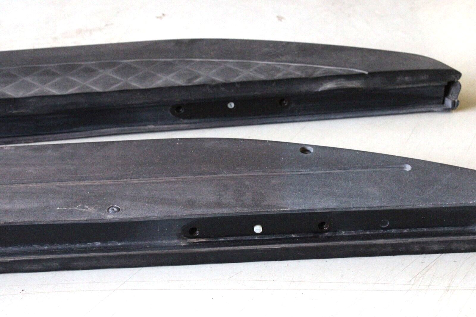 Bentley Bentayga 2017-2020 OEM Running Boards Side Step Set w/Carbon Fiber Trim - Image 16