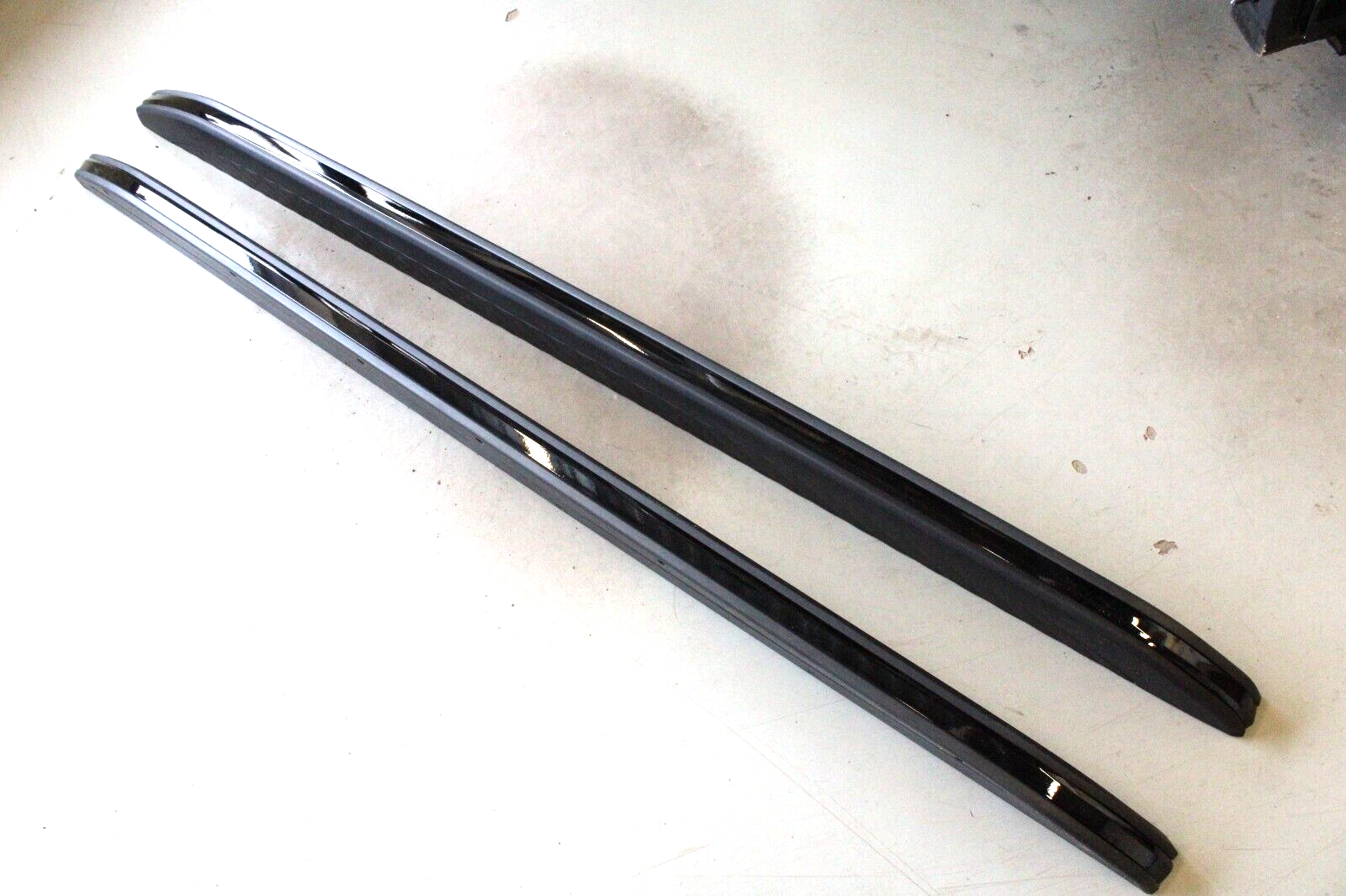 Bentley Bentayga 2017-2020 OEM NEW Running Boards Side Step Set Black - Image 2