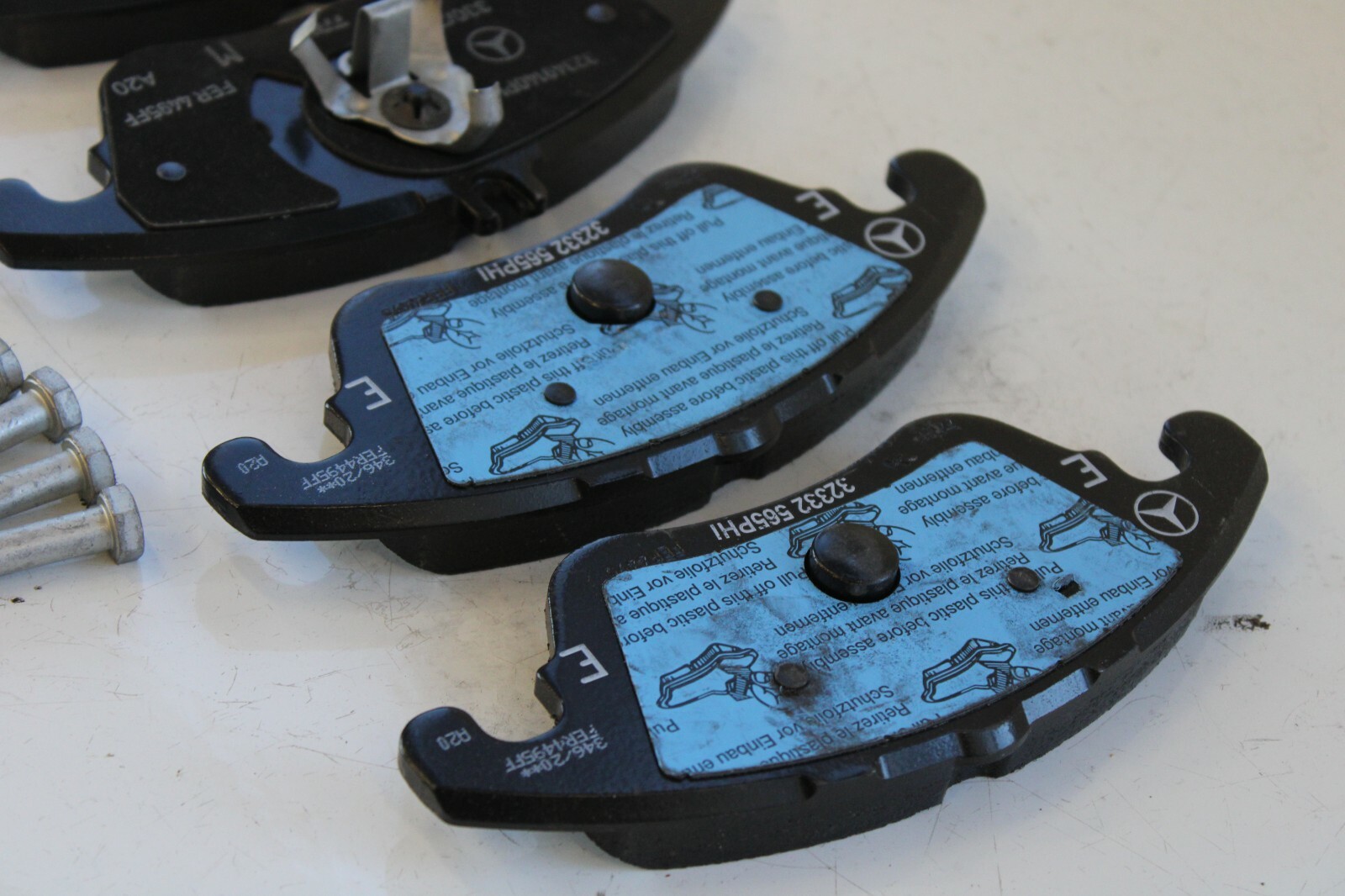 Mercedes-Benz SLK300 C300 2008-2020 OEM New Complete Front Set Disc Brake Pads - Image 5