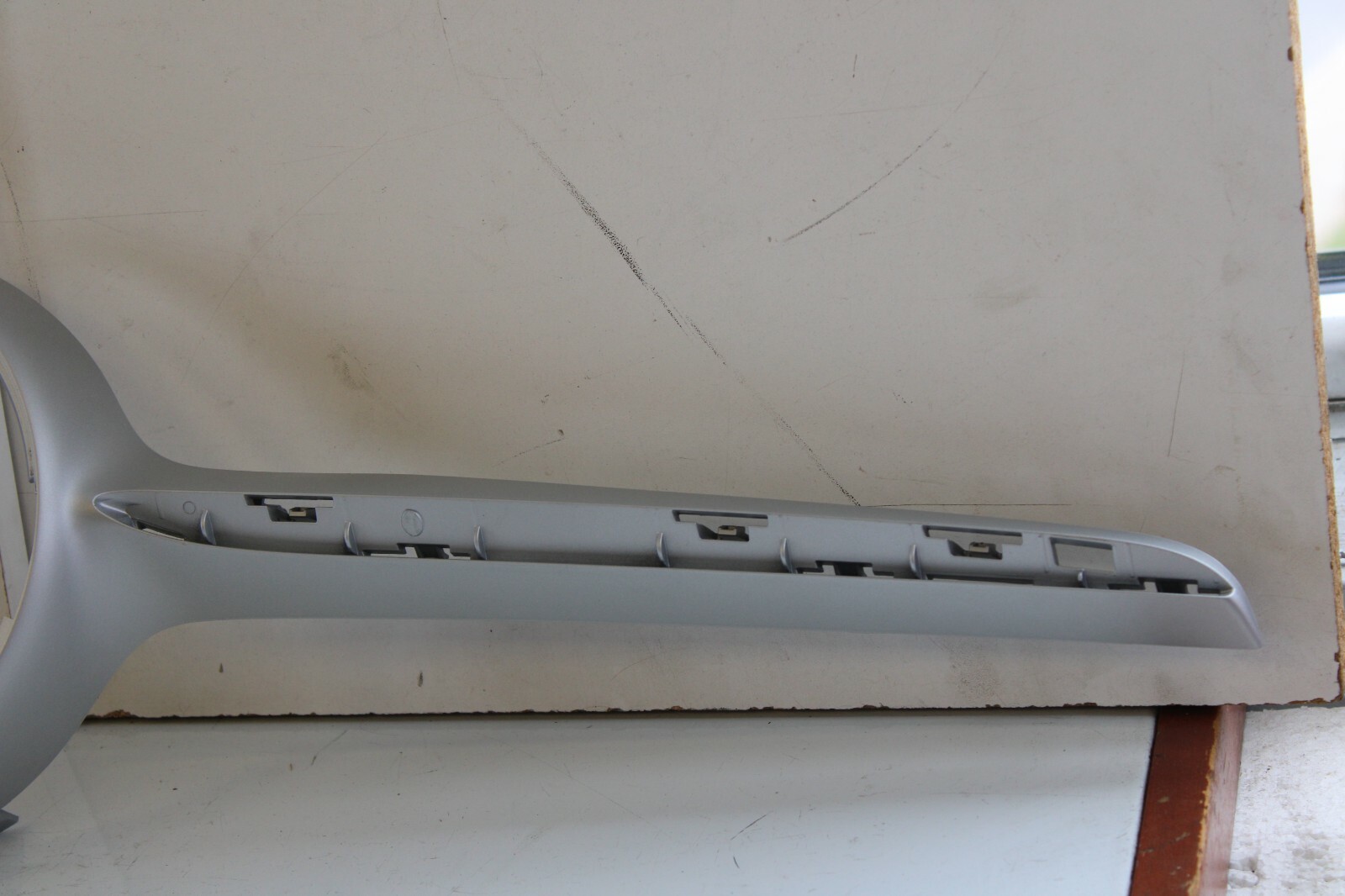 Mercedes-Benz C Class C43 C300 2015-2018 OEM Center Front Grille Bezel Silver - Image 3