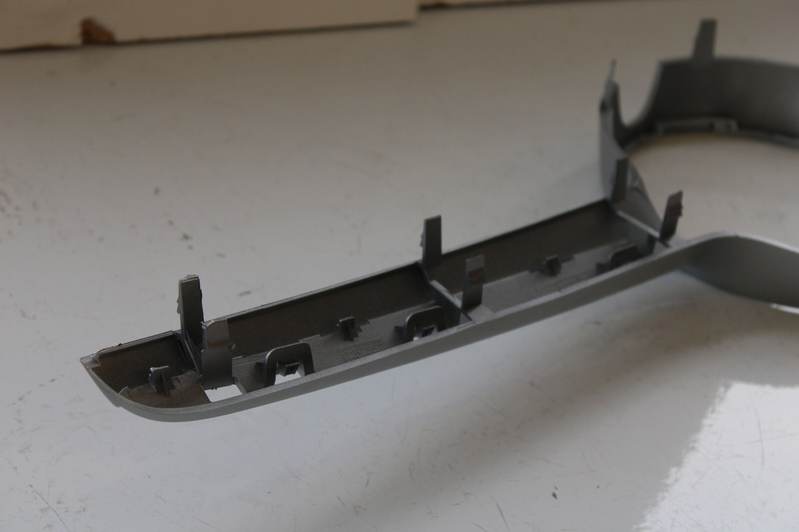 Mercedes-Benz C Class C43 C300 2015-2018 OEM Center Front Grille Bezel Silver - Image 9