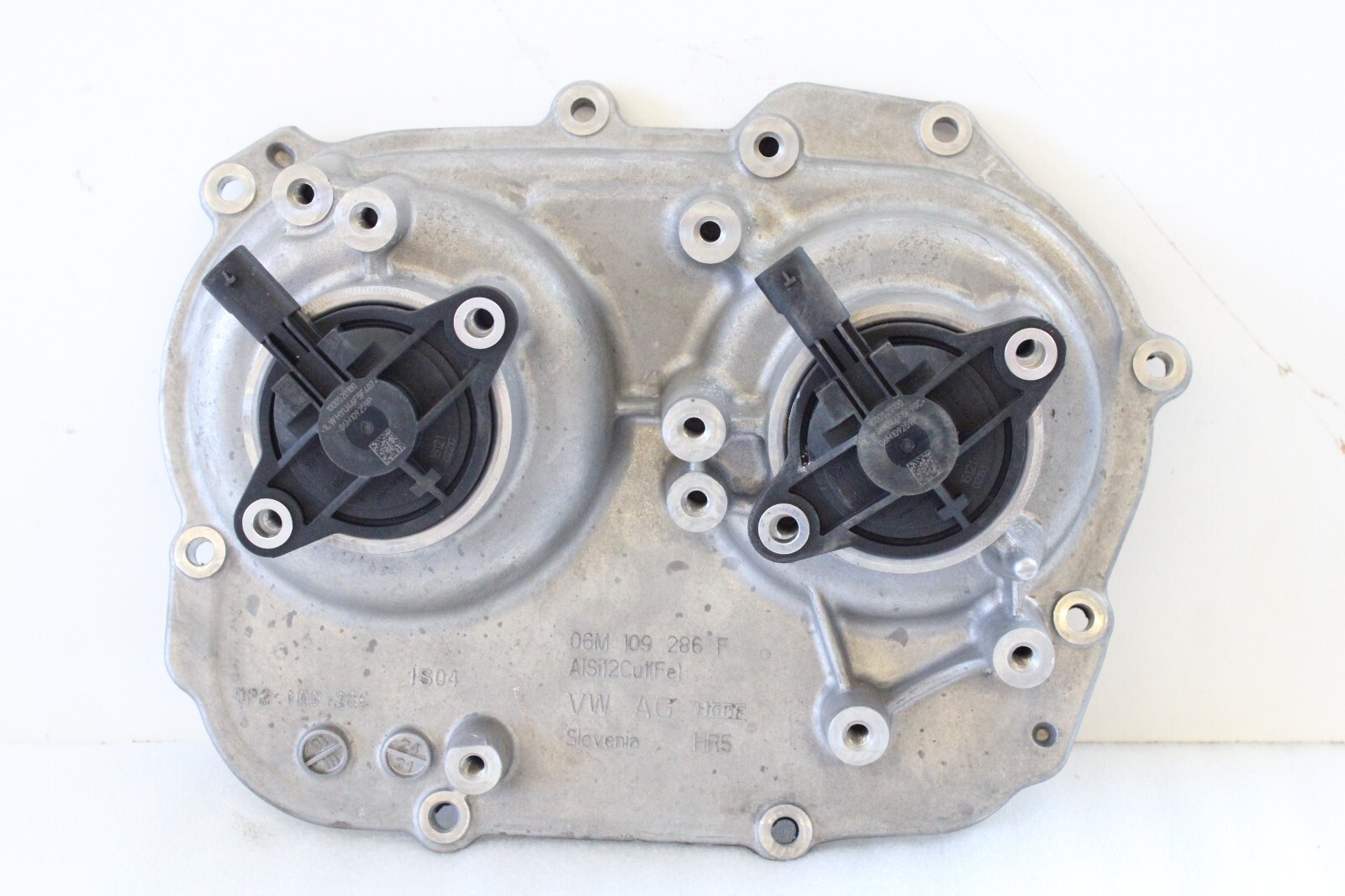 Audi 2018-2024 OEM Timing Cover W/VVT Solenoid Right Rear Upper (Passenger Side) – Image 4