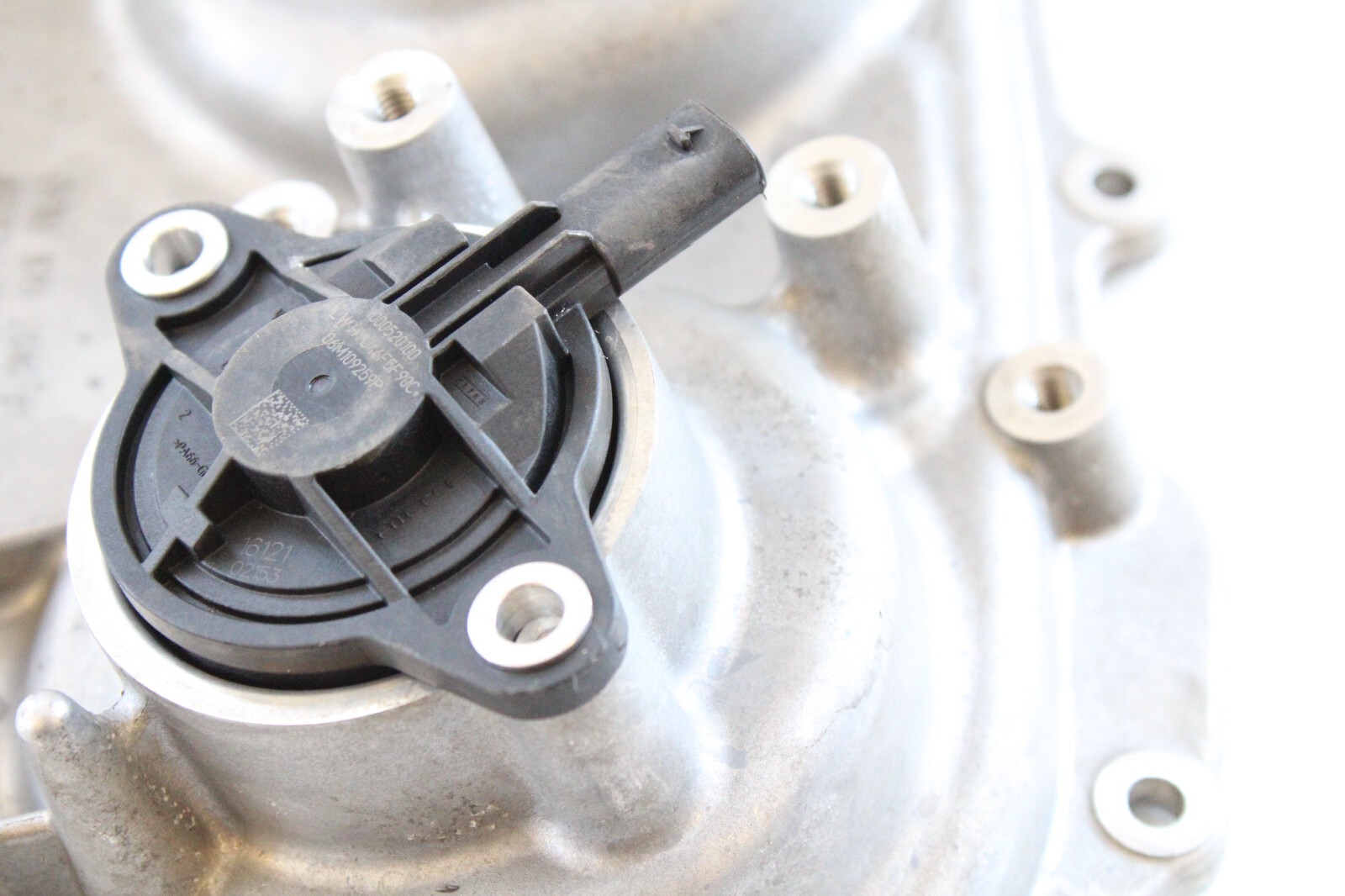 Audi 2018-2024 OEM Timing Cover W/VVT Solenoid Right Rear Upper (Passenger Side) – Image 10