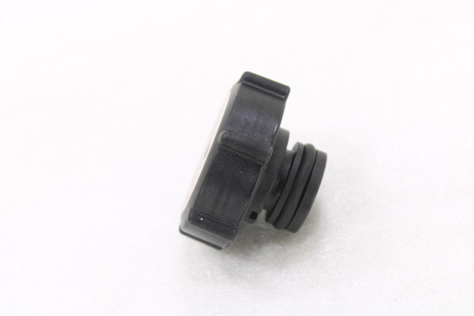 Aston Martin OEM New Expansion Tank Pressure Cap Coolant Reservoir Cap – Image 2