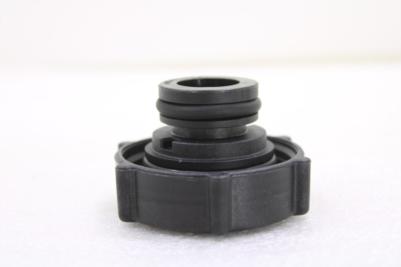 Aston Martin OEM New Expansion Tank Pressure Cap Coolant Reservoir Cap – Image 8