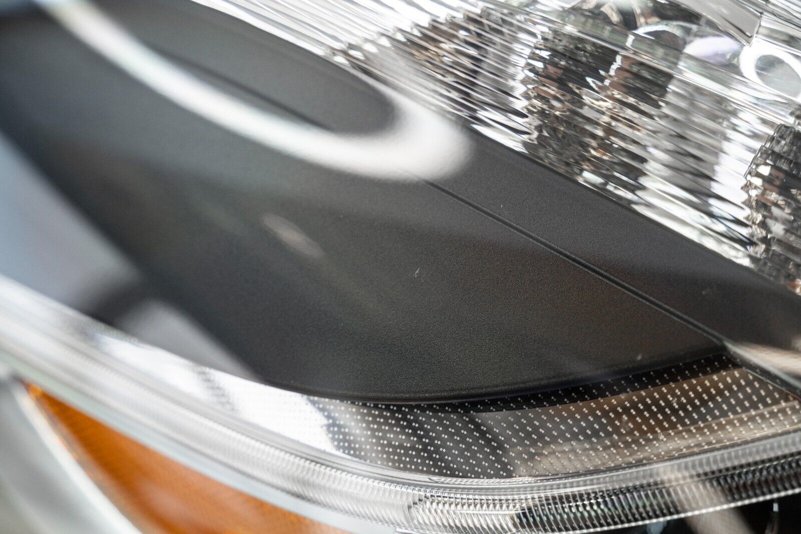 Aston Martin Vanquish Headlight Right Passenger OEM 2012-2018 Genuine Original – Image 4
