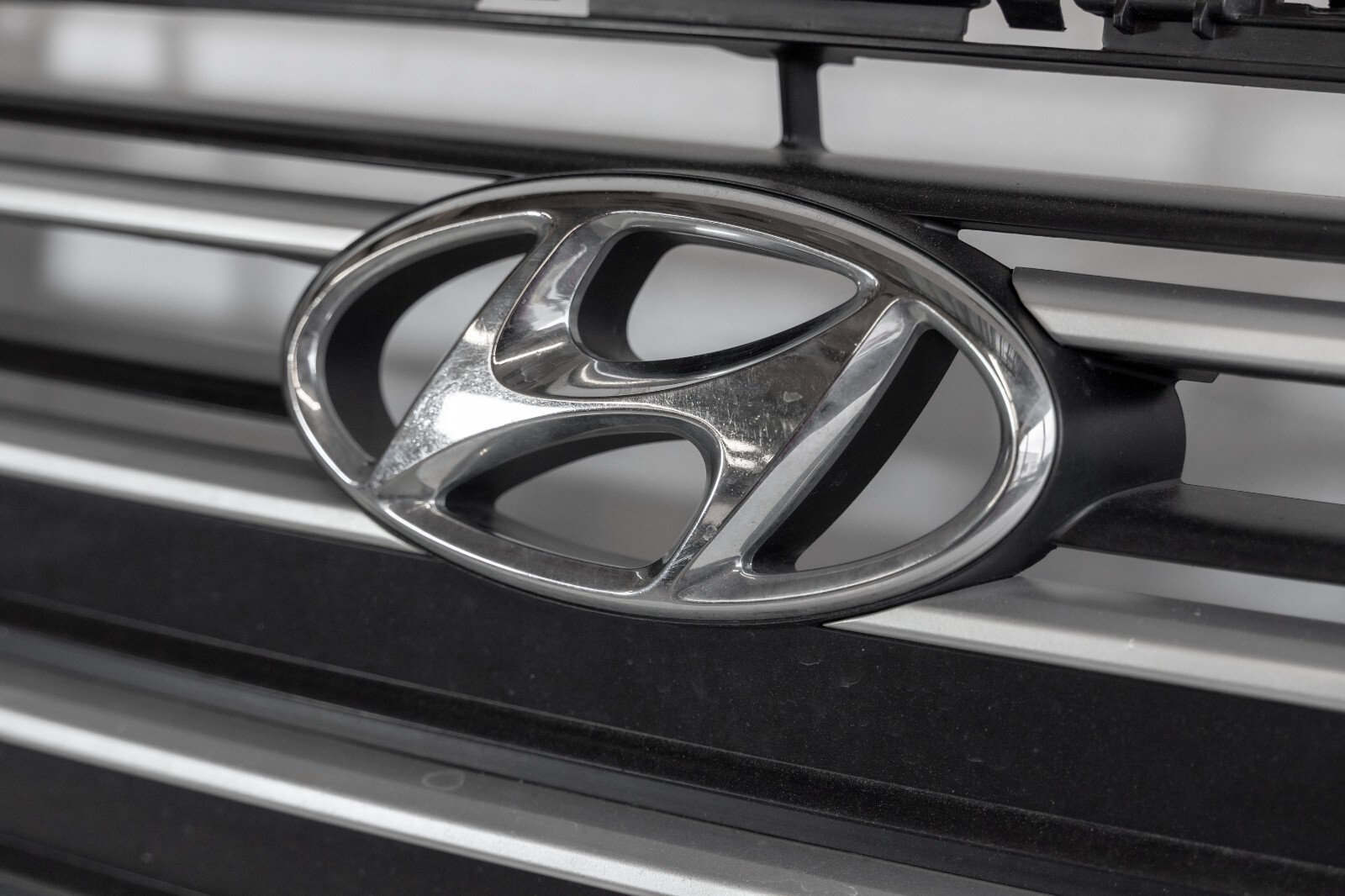 Hyundai Elantra Front Grille OEM 2016 2017 2018 Genuine Original 86350-F3000 - Image 7