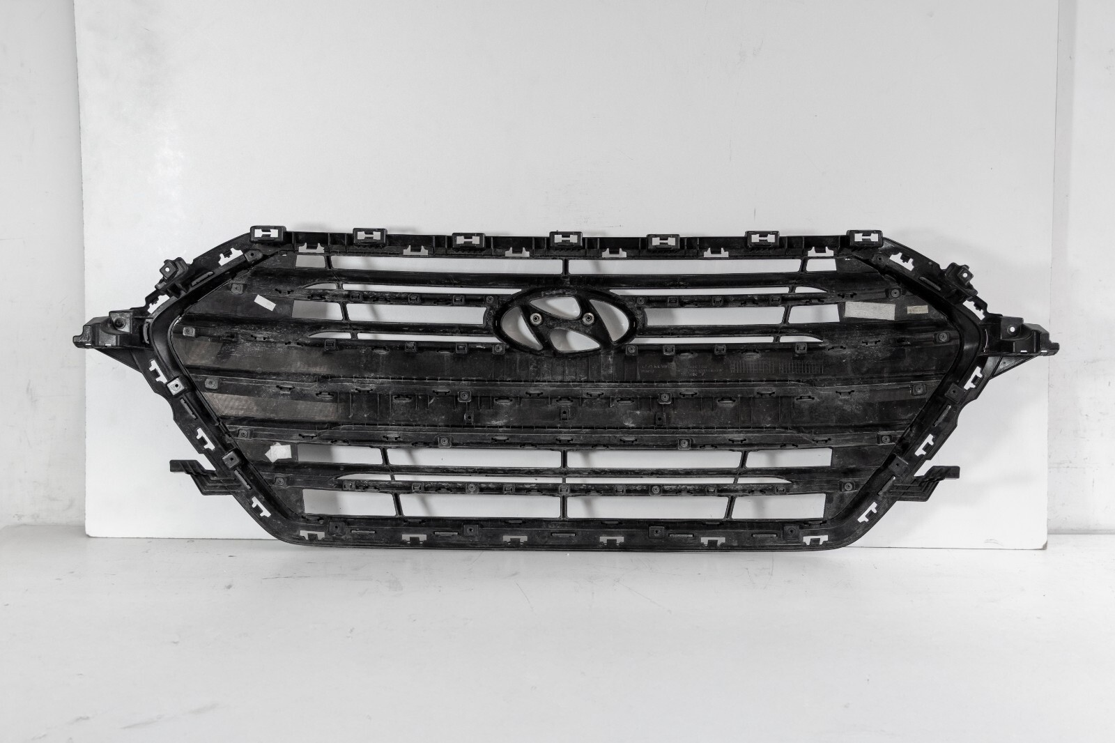 Hyundai Elantra Front Grille OEM 2016 2017 2018 Genuine Original 86350-F3000 - Image 13