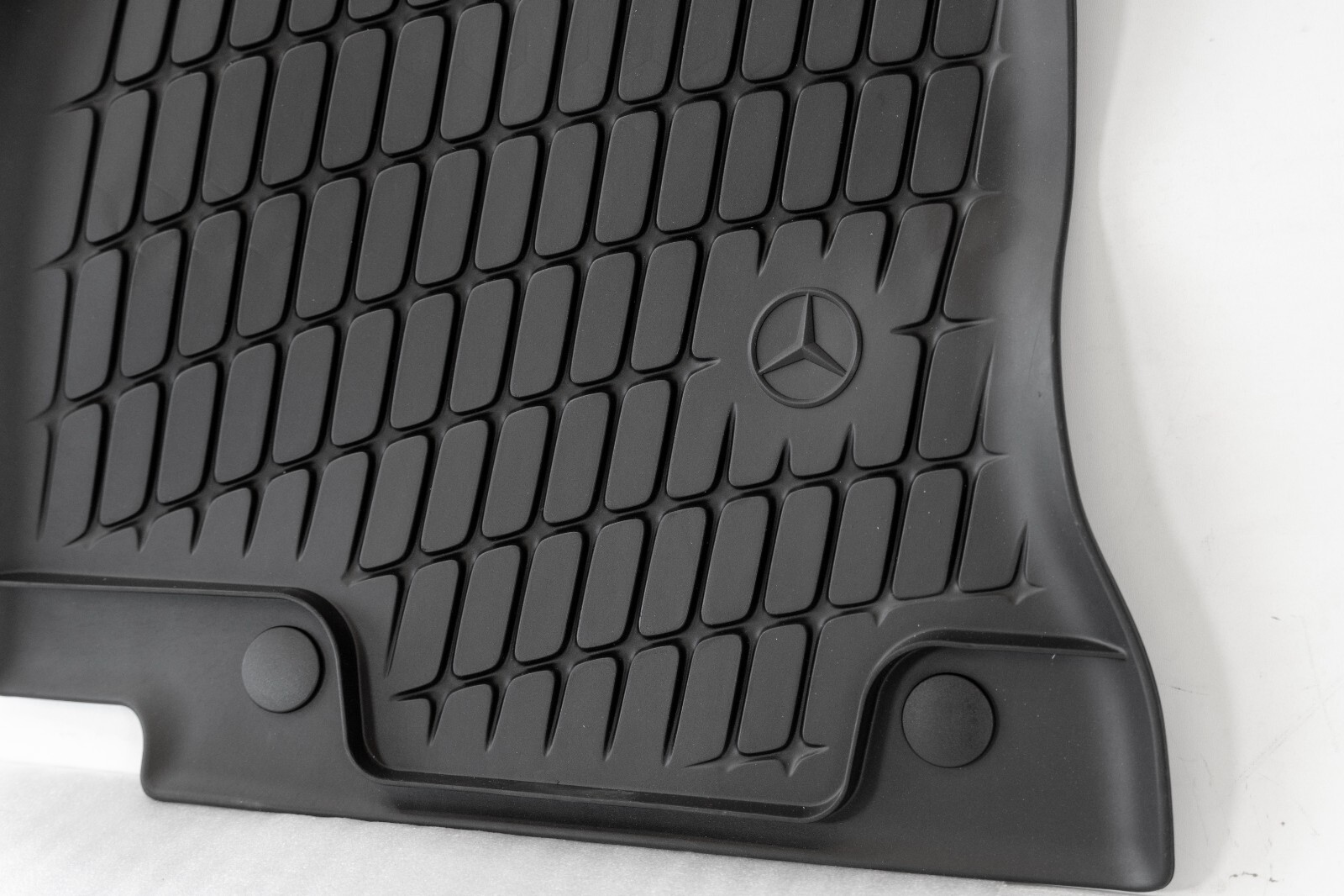 Mercedes C300 C43 C63 AMG Winter Rubber Floor mat set OEM 2023 2024 W206 Genuine - Image 6