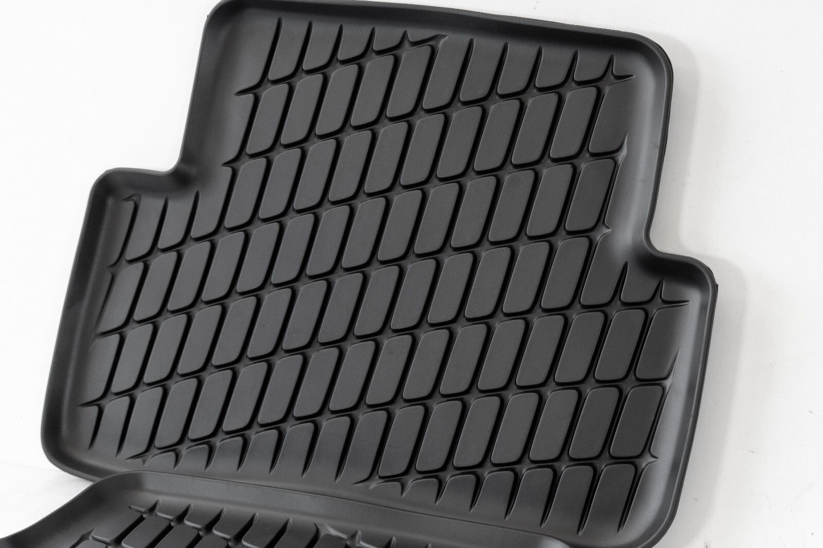 Mercedes C300 C43 C63 AMG Winter Rubber Floor mat set OEM 2023 2024 W206 Genuine - Image 16