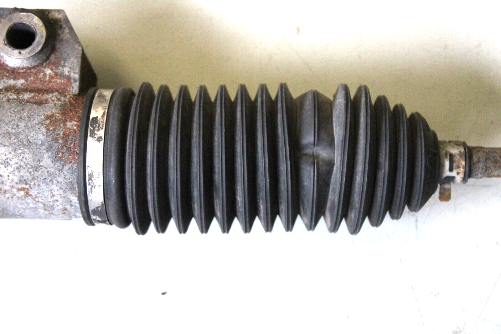 Mercedes CL550 S350 S550 2010-2014 OEM Steering Rack & Pinion - Image 7