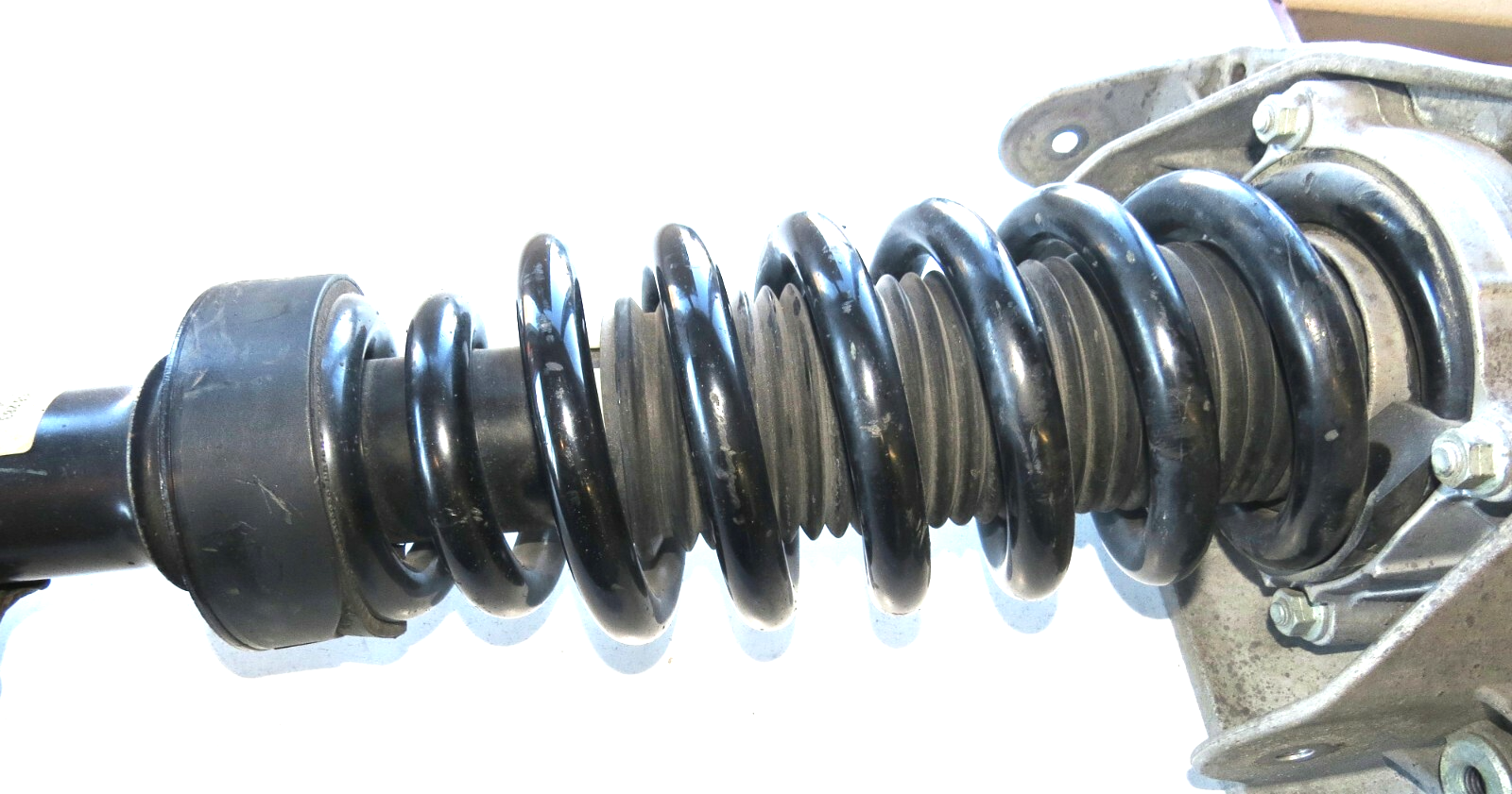 Porsche Cayenne 2003-2006 OEM Strut/Coil Spring Assembly Front Right (Passenger - Image 7