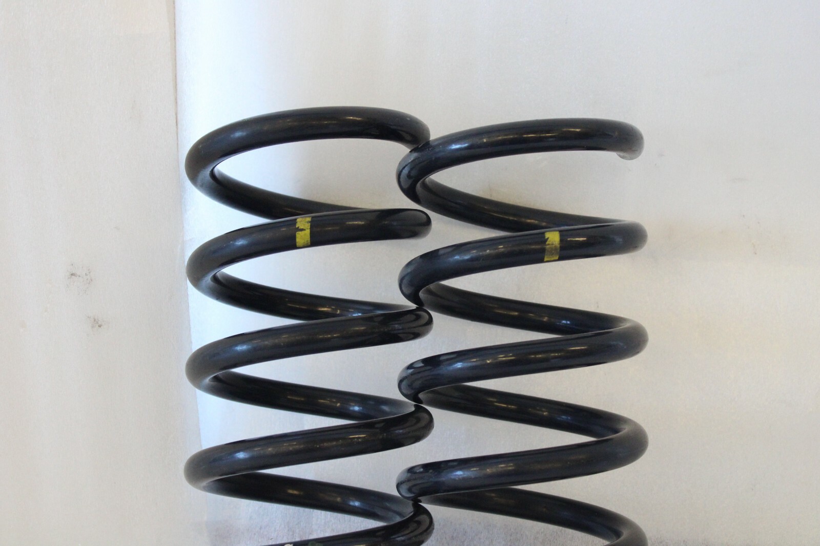 Porsche 911 997 OEM Front Coil Spring Set - Image 2