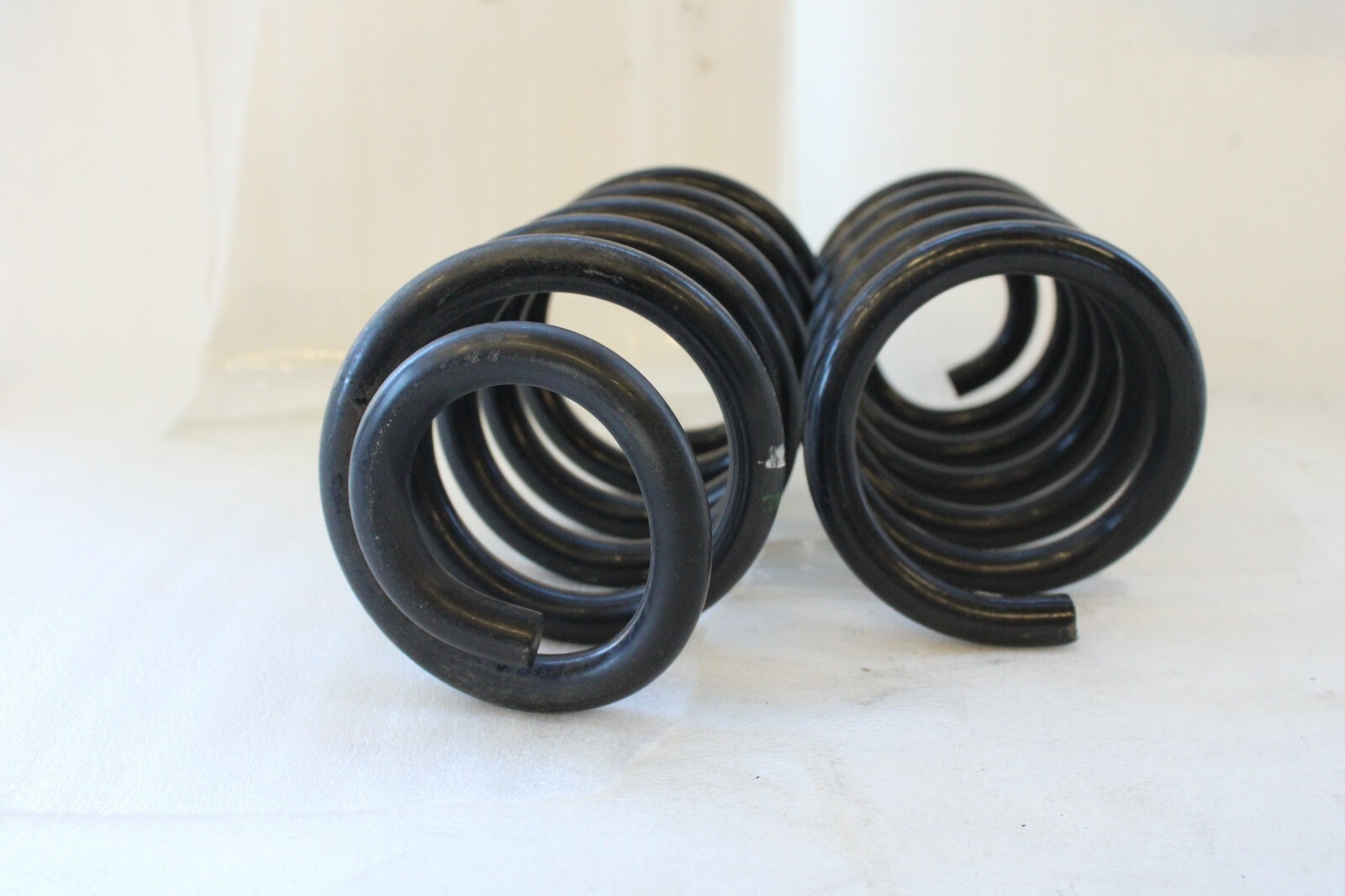 Porsche 911 997 OEM Front Coil Spring Set - Image 10