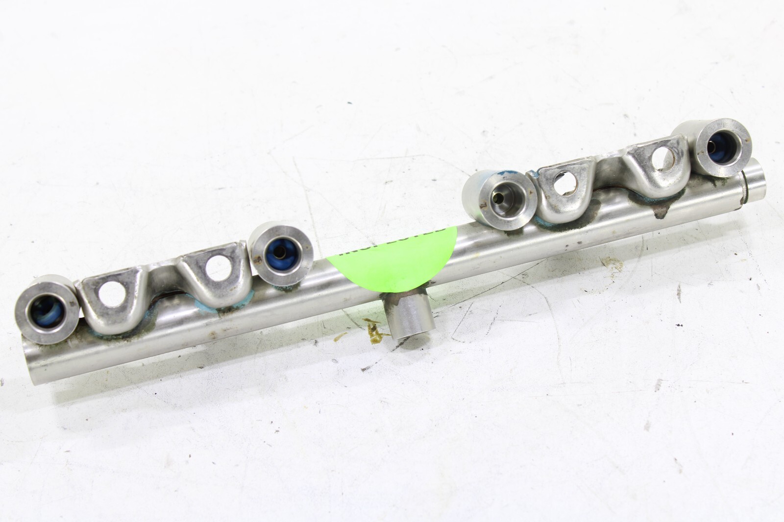 Mini Cooper 1.6L 2009-2012 OEM Fuel Injection Rail Fuel Rail – Image 5