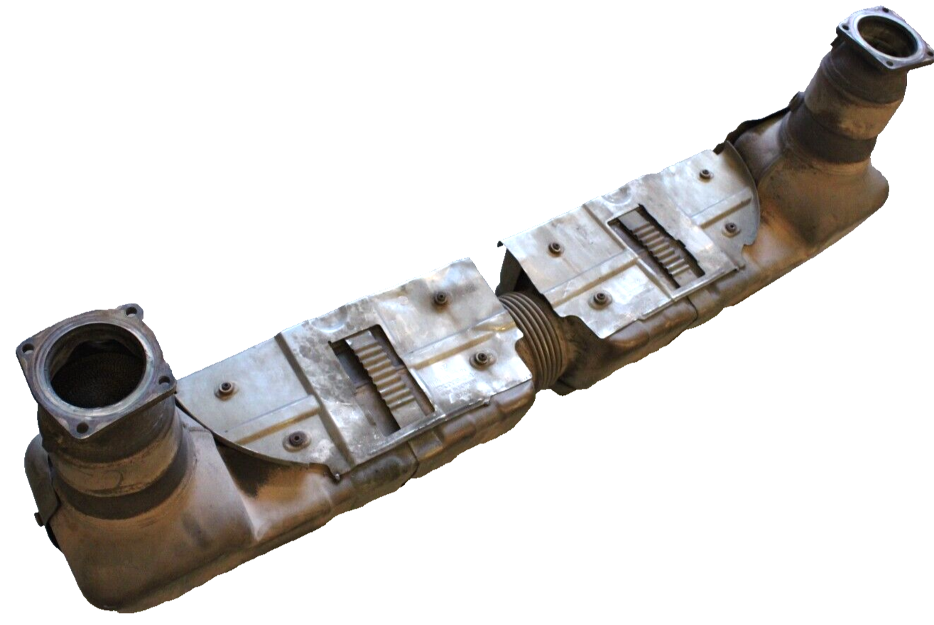 Porsche 911 Turbo 2001-2005 OEM Muffler Down Pipe Rear - Image 2