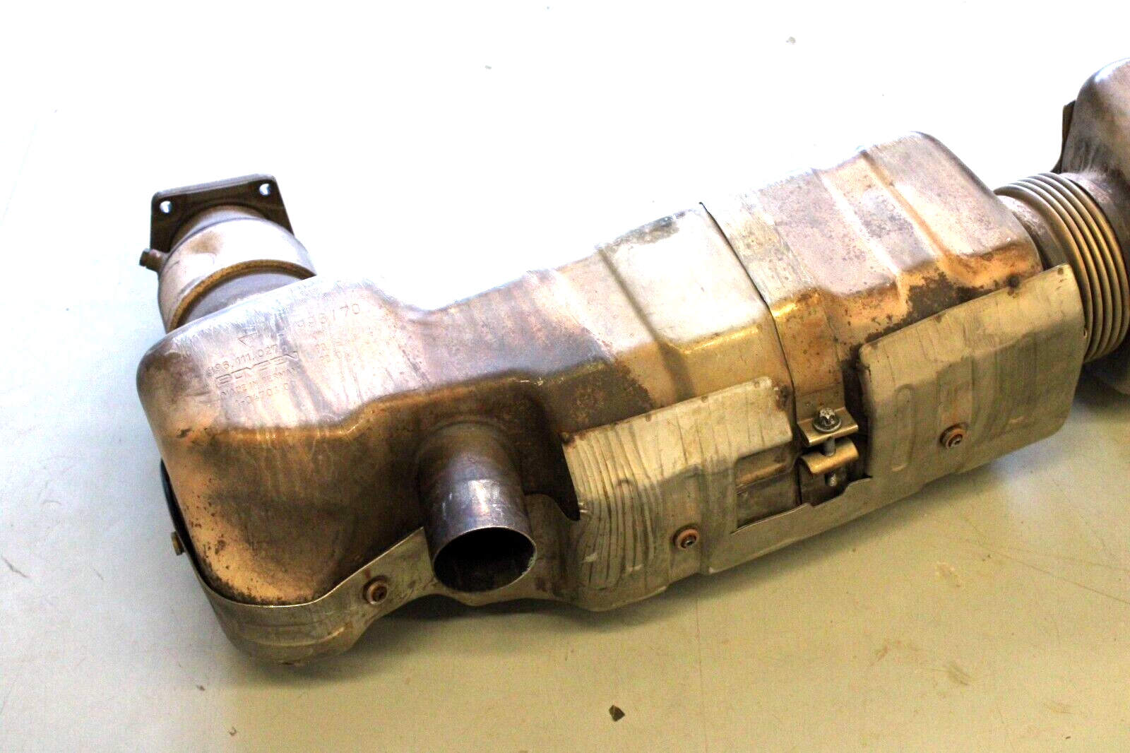 Porsche 911 Turbo 2001-2005 OEM Muffler Down Pipe Rear - Image 6
