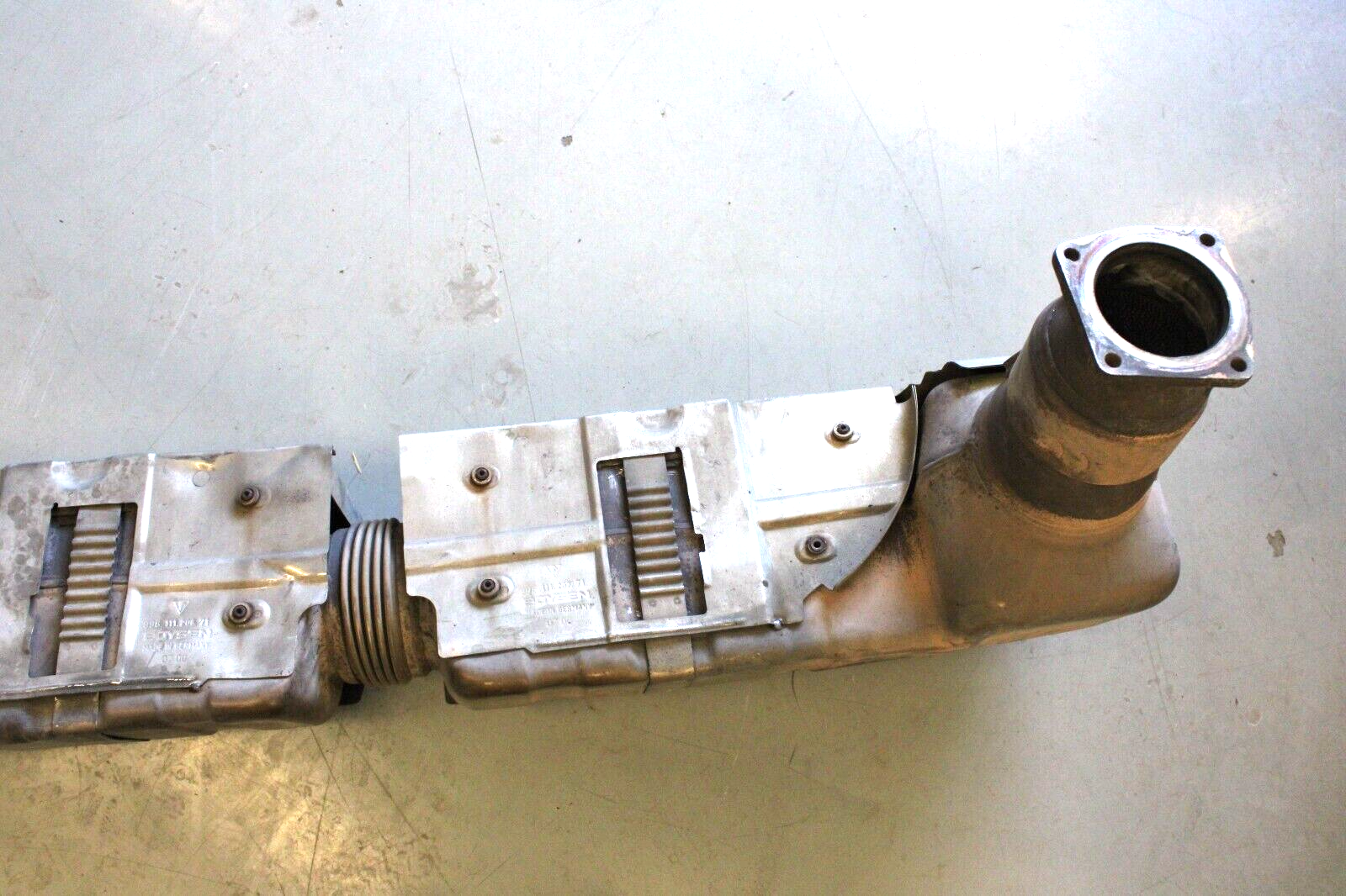 Porsche 911 Turbo 2001-2005 OEM Muffler Down Pipe Rear - Image 13