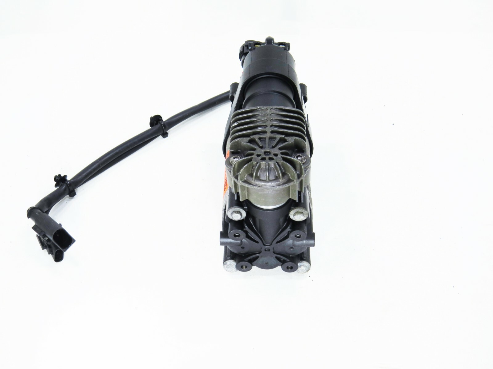 Volvo S90 V90 Cross Country XC60 XC90 2016-2023 OEM Air Suspension Compressor – Image 5