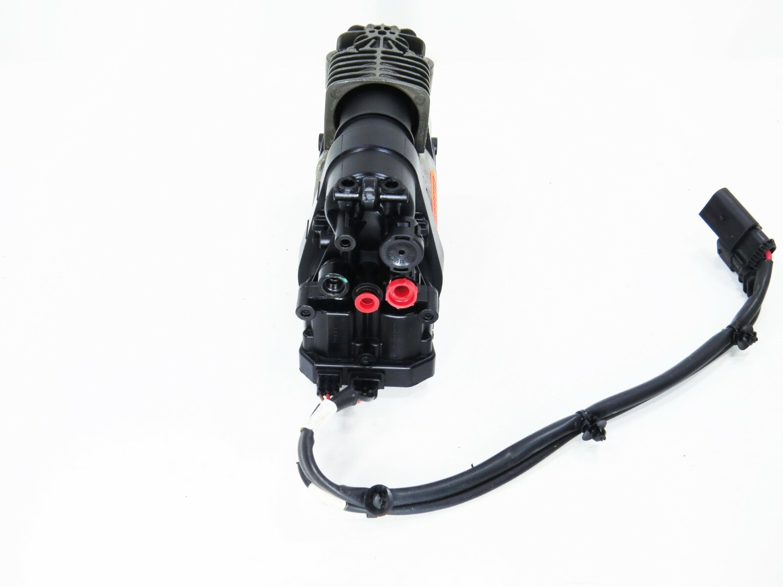 Volvo S90 V90 Cross Country XC60 XC90 2016-2023 OEM Air Suspension Compressor – Image 6