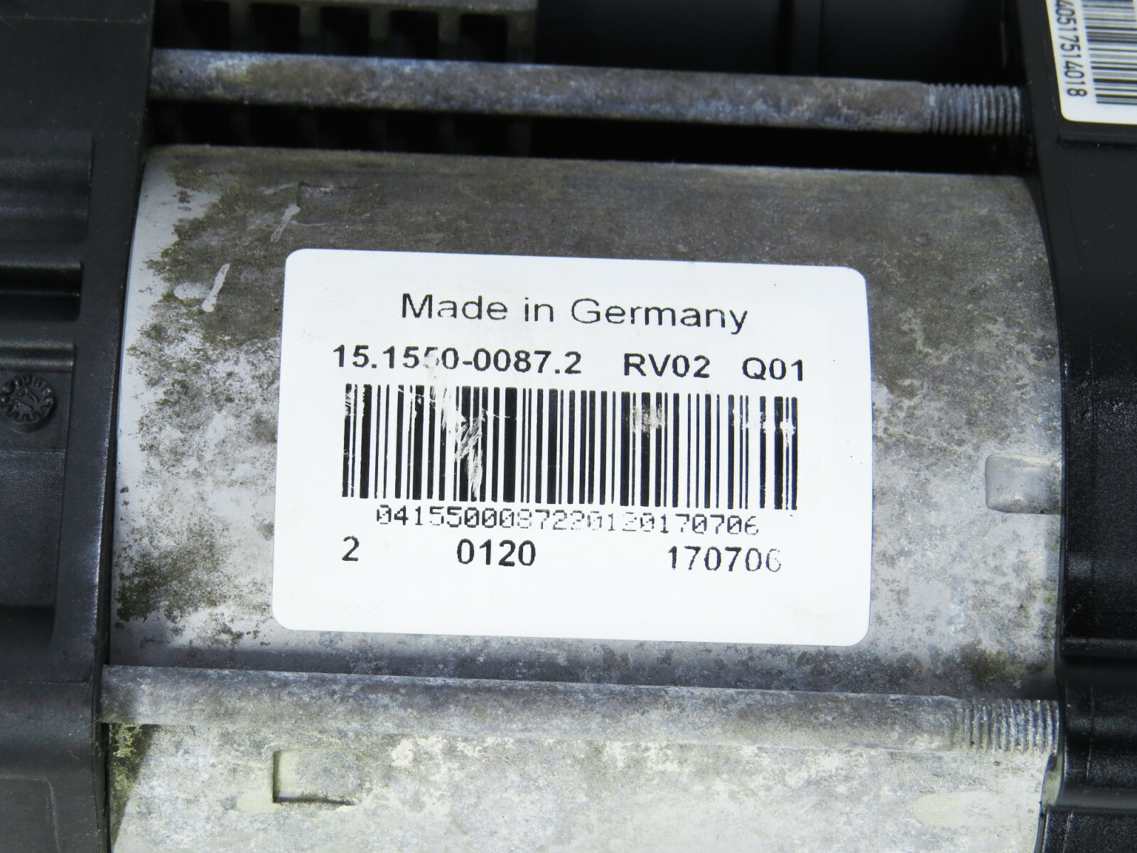 Volvo S90 V90 Cross Country XC60 XC90 2016-2023 OEM Air Suspension Compressor – Image 7