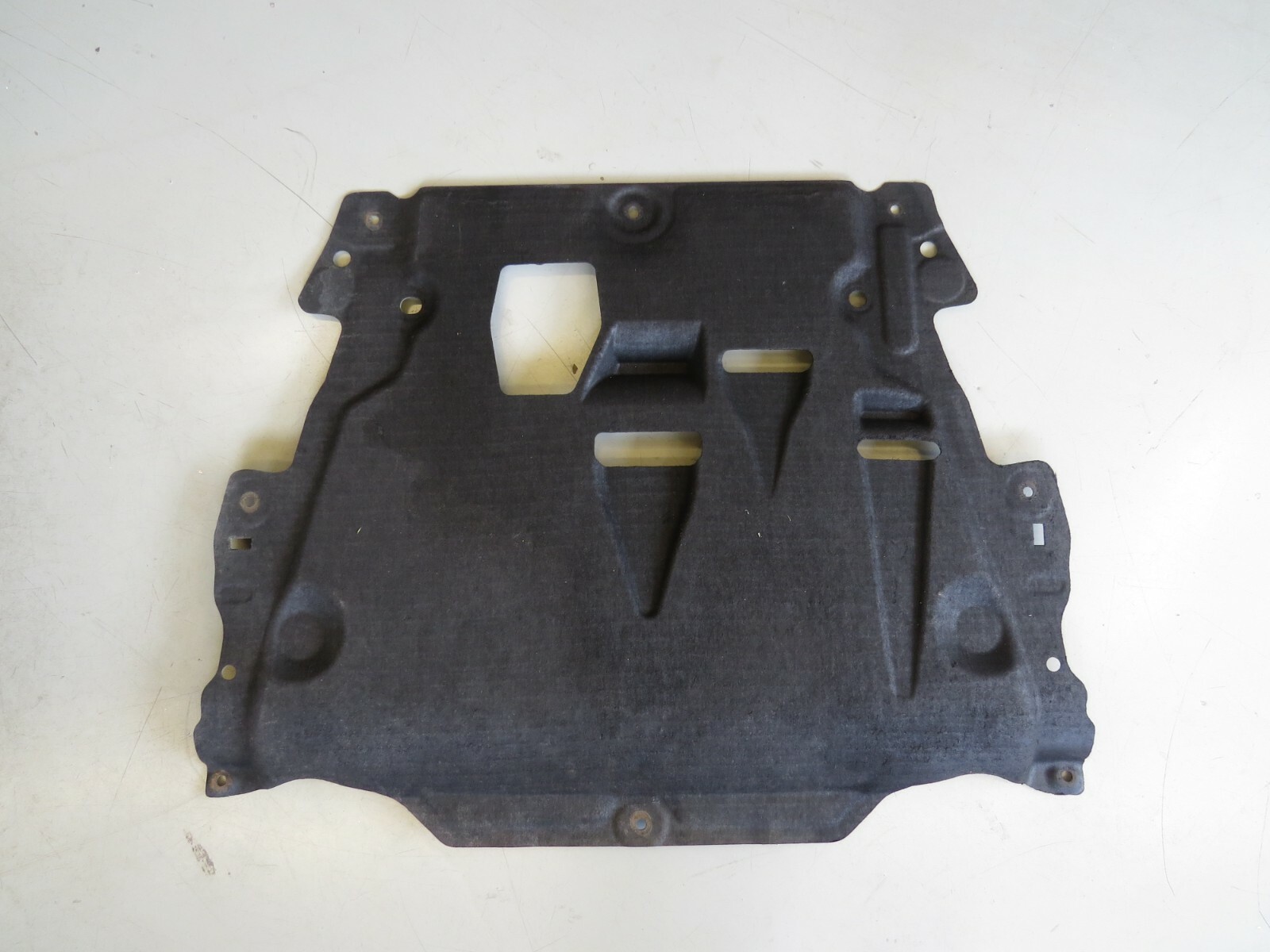 Volvo XC60 2012 OEM Engine Splash Shield Guard Bash Plate AG9N6P013AB – Image 2