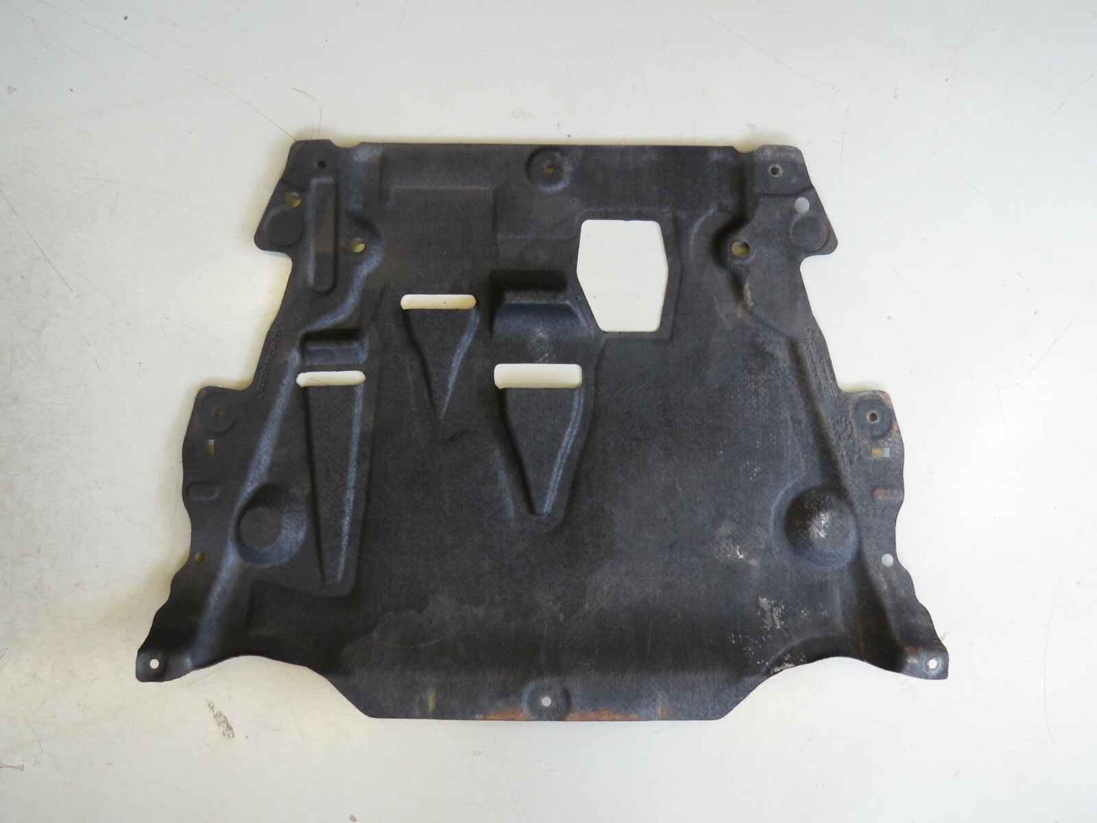 Volvo XC60 2012 OEM Engine Splash Shield Guard Bash Plate AG9N6P013AB – Image 4
