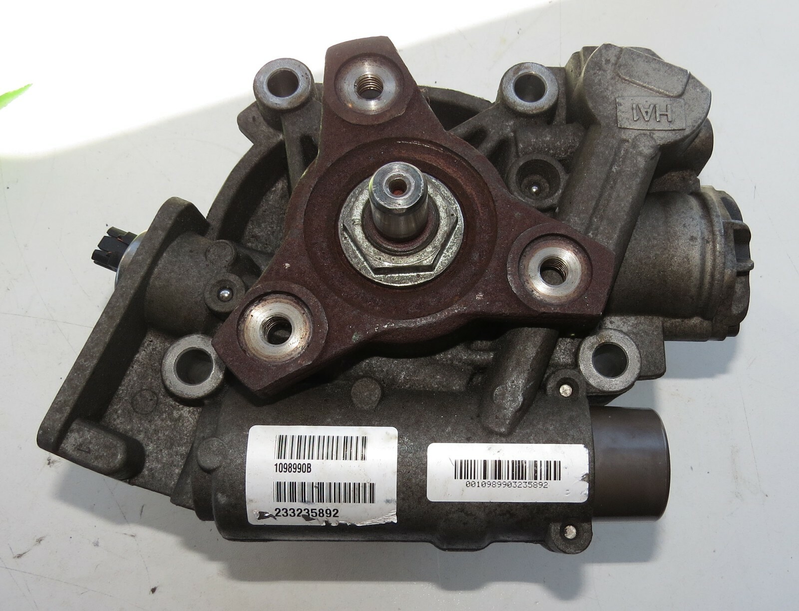 Volkswagen Golf 2011-2012 OEM AWD Differential Pump Motor Differential Coupling – Image 7