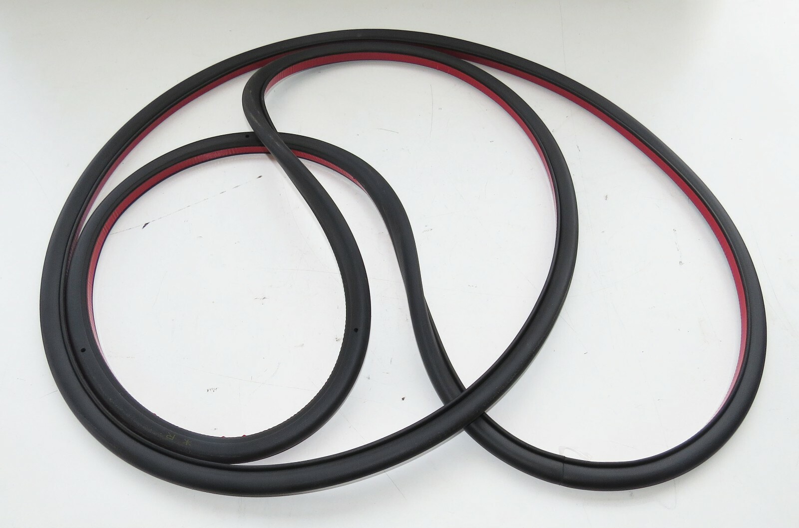 Audi Q5 SQ5 2009-2016 OEM NEW Rear Right Door Weatherstrip Rubber Seal – Image 3