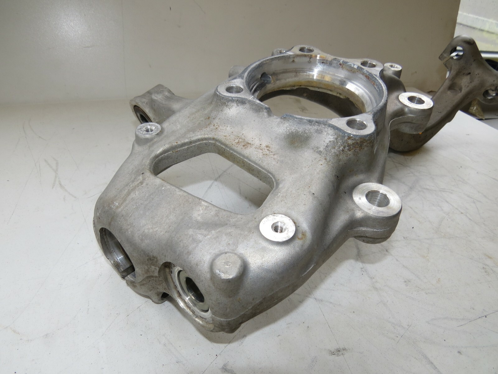 Audi A4 S4 A5 S5 2017-2020 OEM Front Left Spindle Knuckle Assembly – Image 9