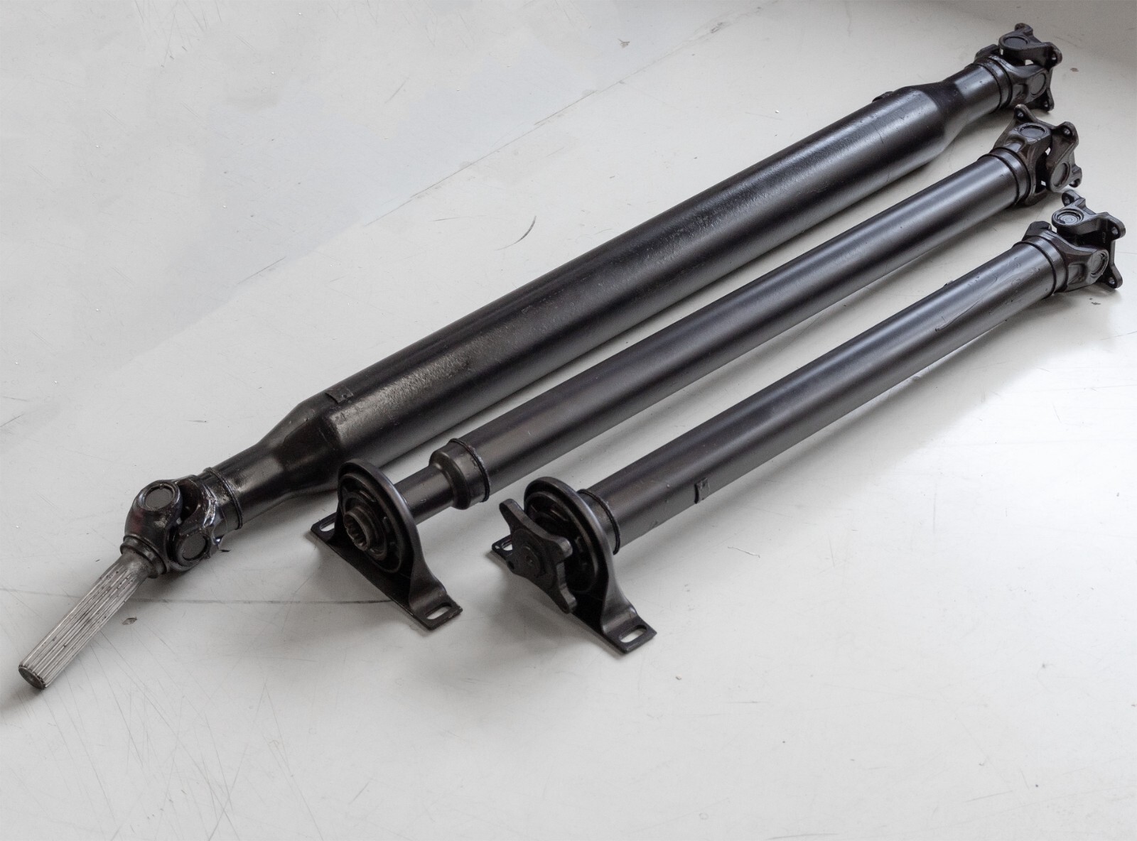 Mercedes Sprinter 2500 3500 Propeller Drive Shaft Assembly OEM 2012-2017 170" in - Image 3
