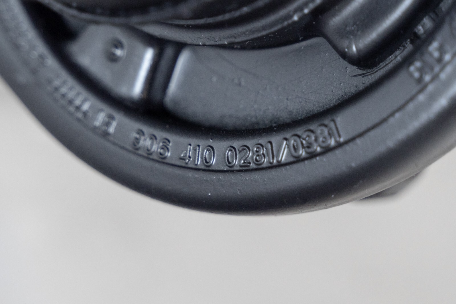 Mercedes Sprinter 2500 3500 Propeller Drive Shaft Assembly OEM 2012-2017 170" in - Image 8