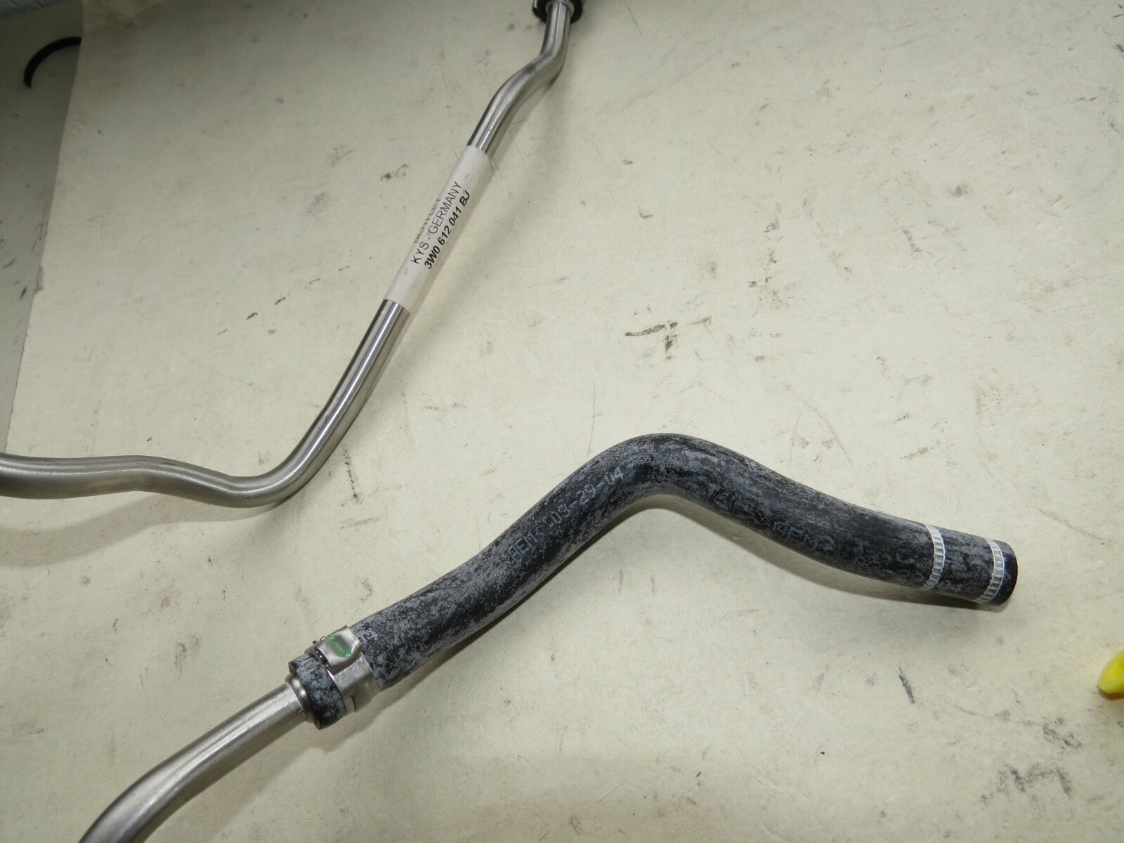 Bentley Continental Flying Spur GT 2003-2012 OEM Vacuum Pipe Lines - Image 7