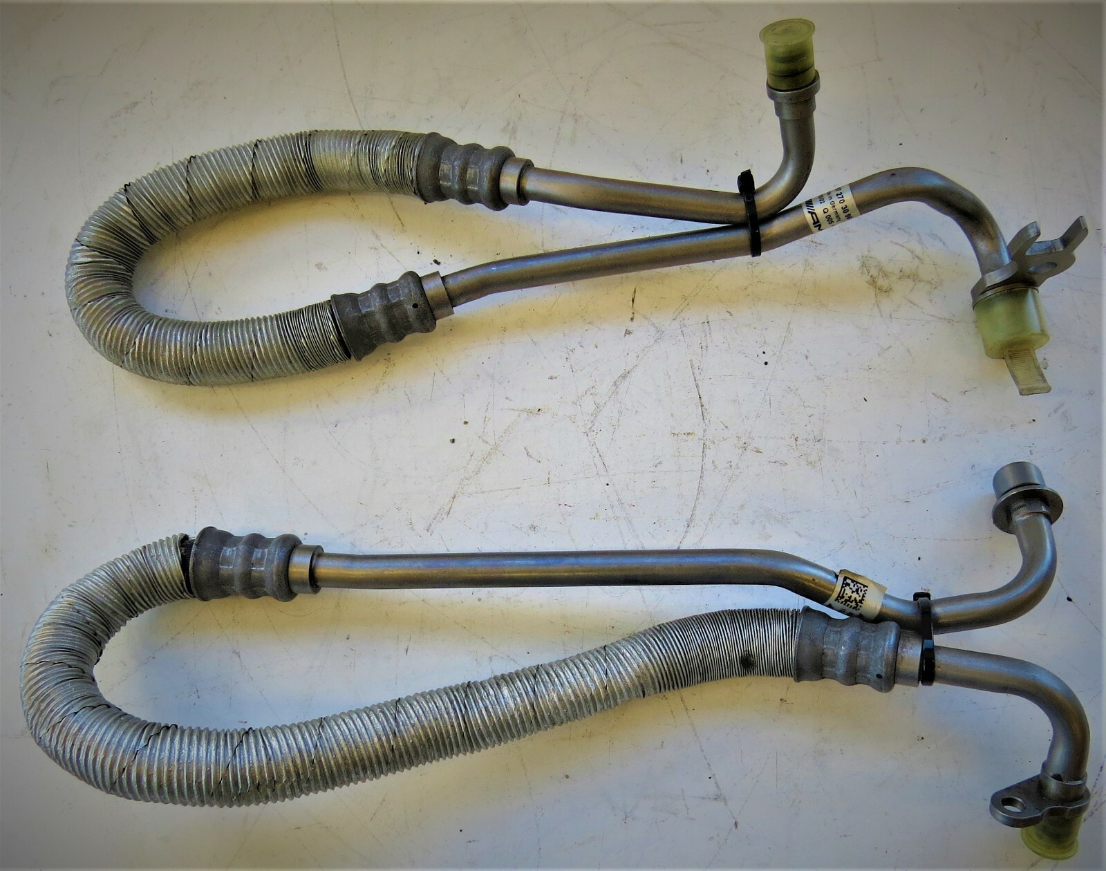Mercedes SLS AMG 2011 2012 OEM Transmission Cooling Oil Line 1972703196 - Image 3