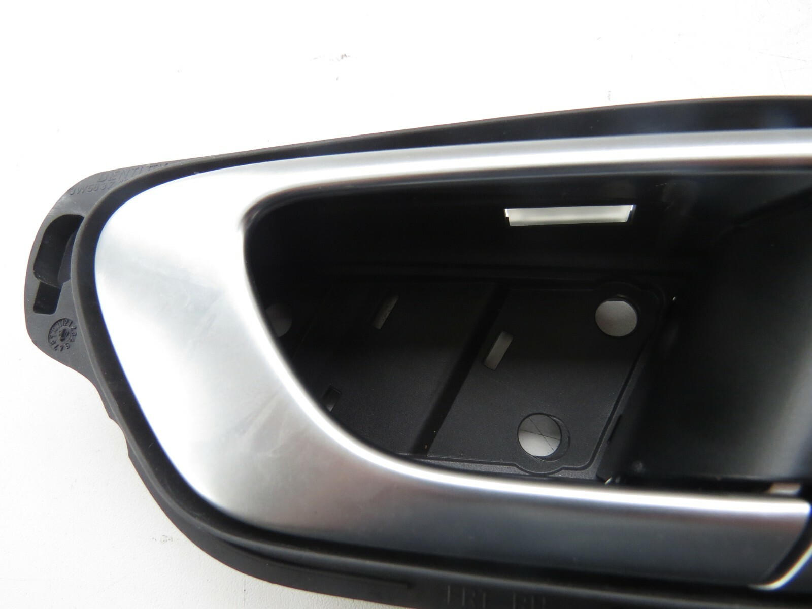 Bentley Continental 2006-2012 OEM Door Handle Front Right Inner (Passenger Side) - Image 5