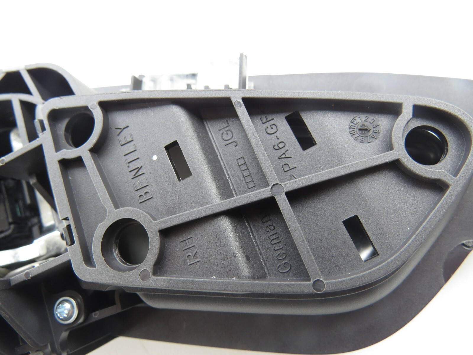 Bentley Continental 2006-2012 OEM Door Handle Front Right Inner (Passenger Side) - Image 7