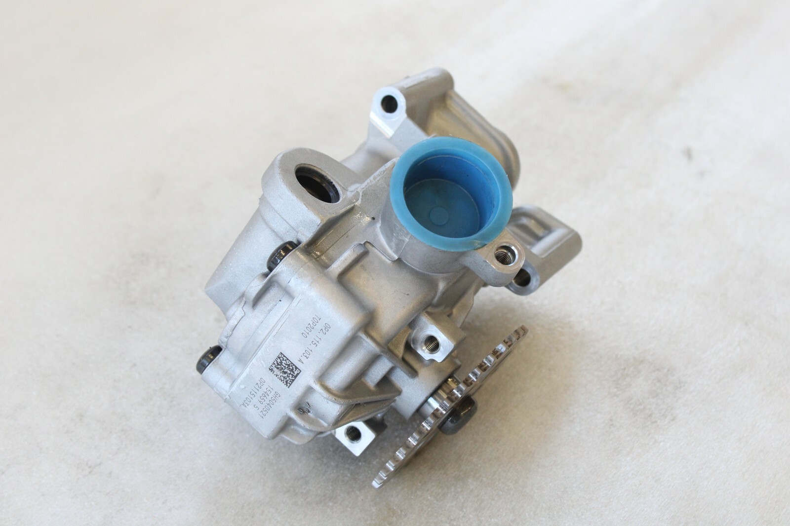 Bentley Lamborghini Audi 2019-2022 OEM Engine Oil Pump – Image 4