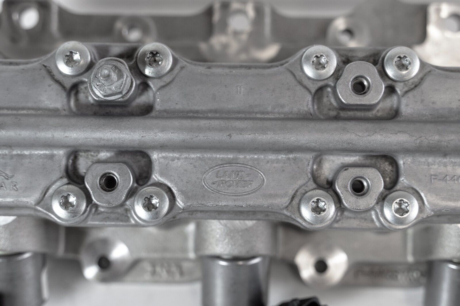 Jaguar Land Rover Range Rover Sport Variable Valve Lift Unit OEM 2019-2024 - Image 17