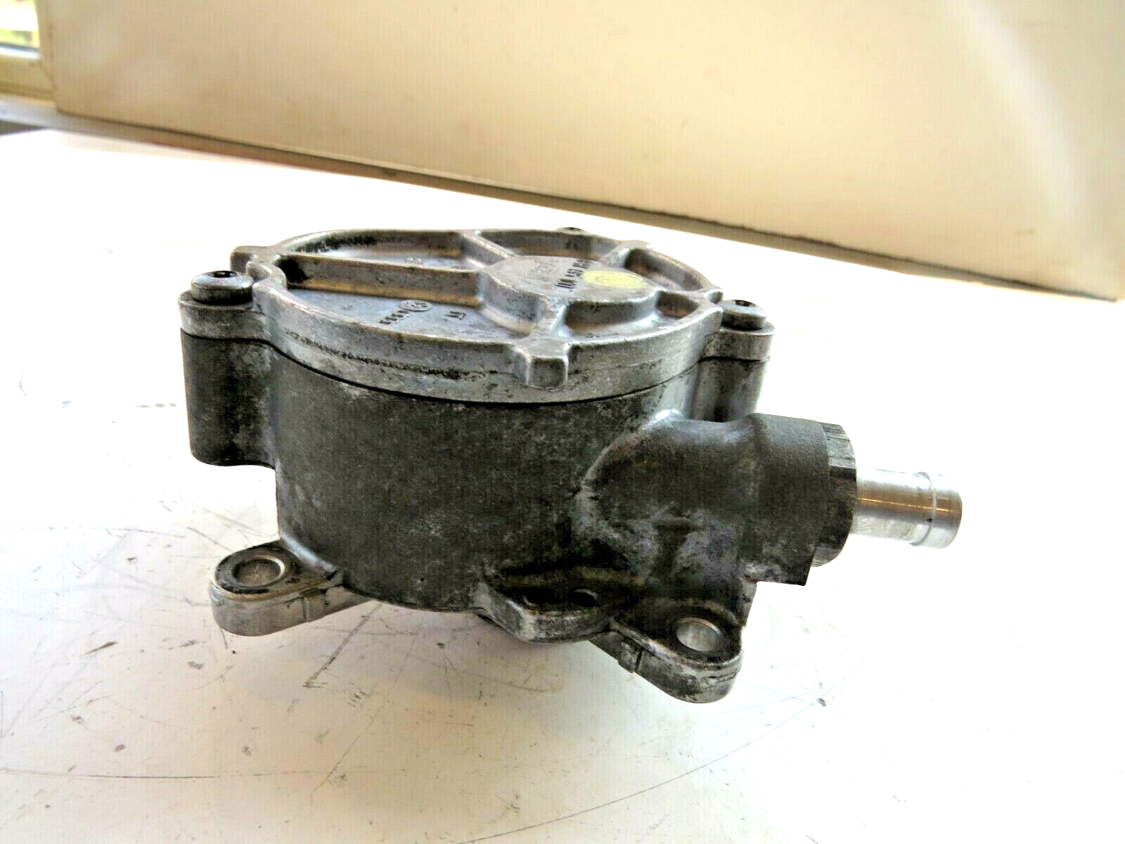Volkswagen Atlas Passat Touareg Audi Q7 2008-2023 OEM Vacuum Pump - Image 8