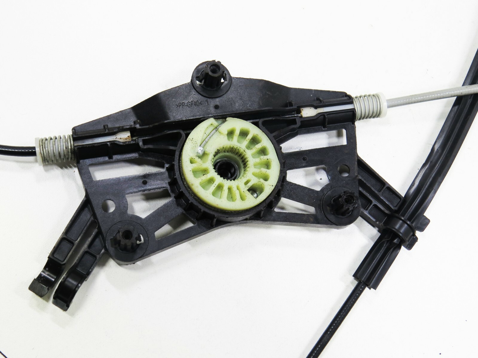 Audi Q5 SQ5 2018-2020 OEM Front Right Window Regulator Mechanism (Without Motor) - Image 4
