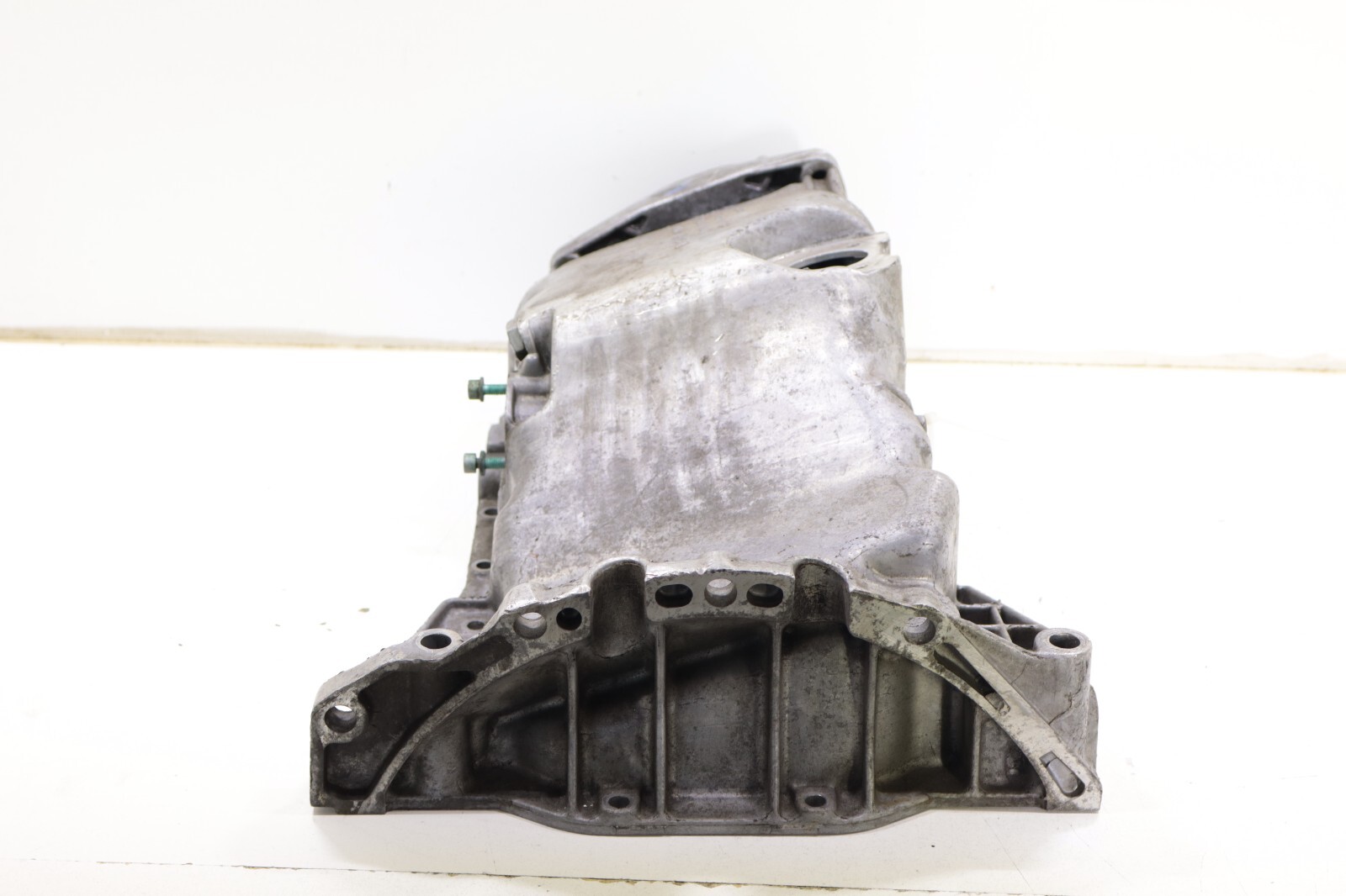 Volkswagen Passat Audi A4 Quattro 2001-2005 OEM Engine Oil Pan – Image 9