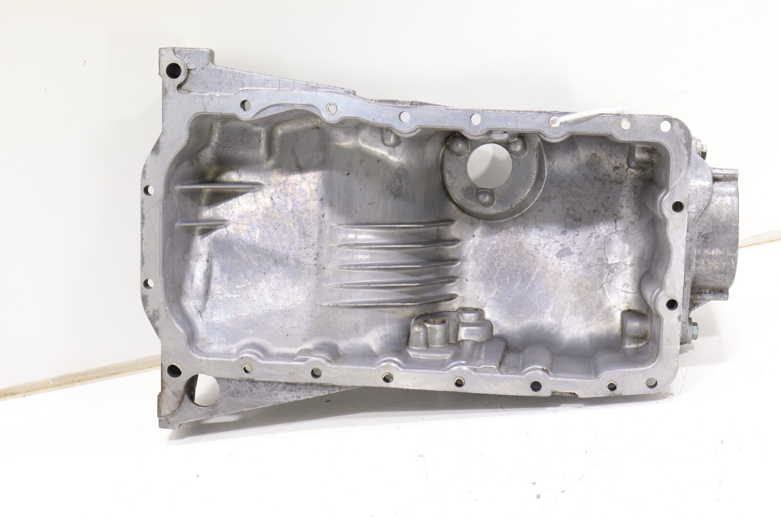 Volkswagen Passat Audi A4 Quattro 2001-2005 OEM Engine Oil Pan – Image 10